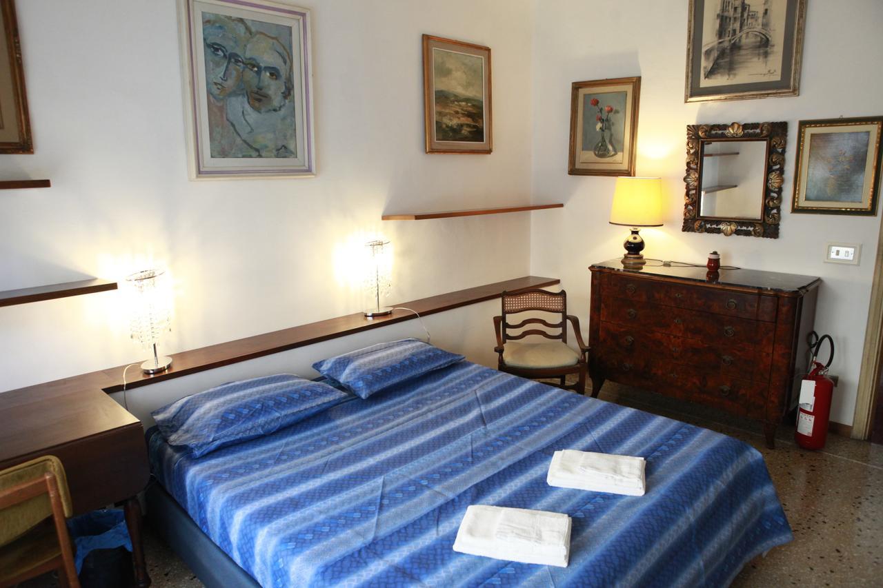 Wanderlust Bnb Pisa Bagian luar foto