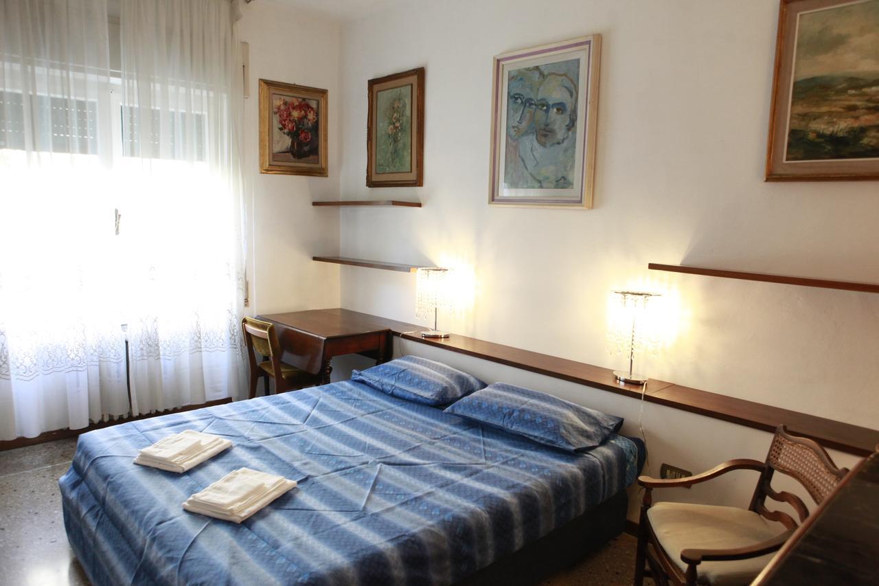 Wanderlust Bnb Pisa Bagian luar foto