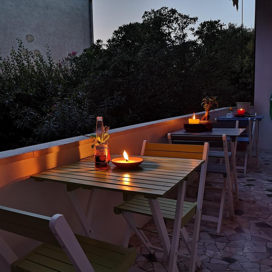 Wanderlust Bnb Pisa Bagian luar foto